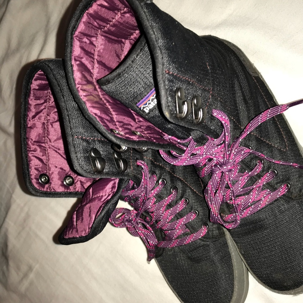 Patagonia Black and Purple Women's Lace-Up Boots